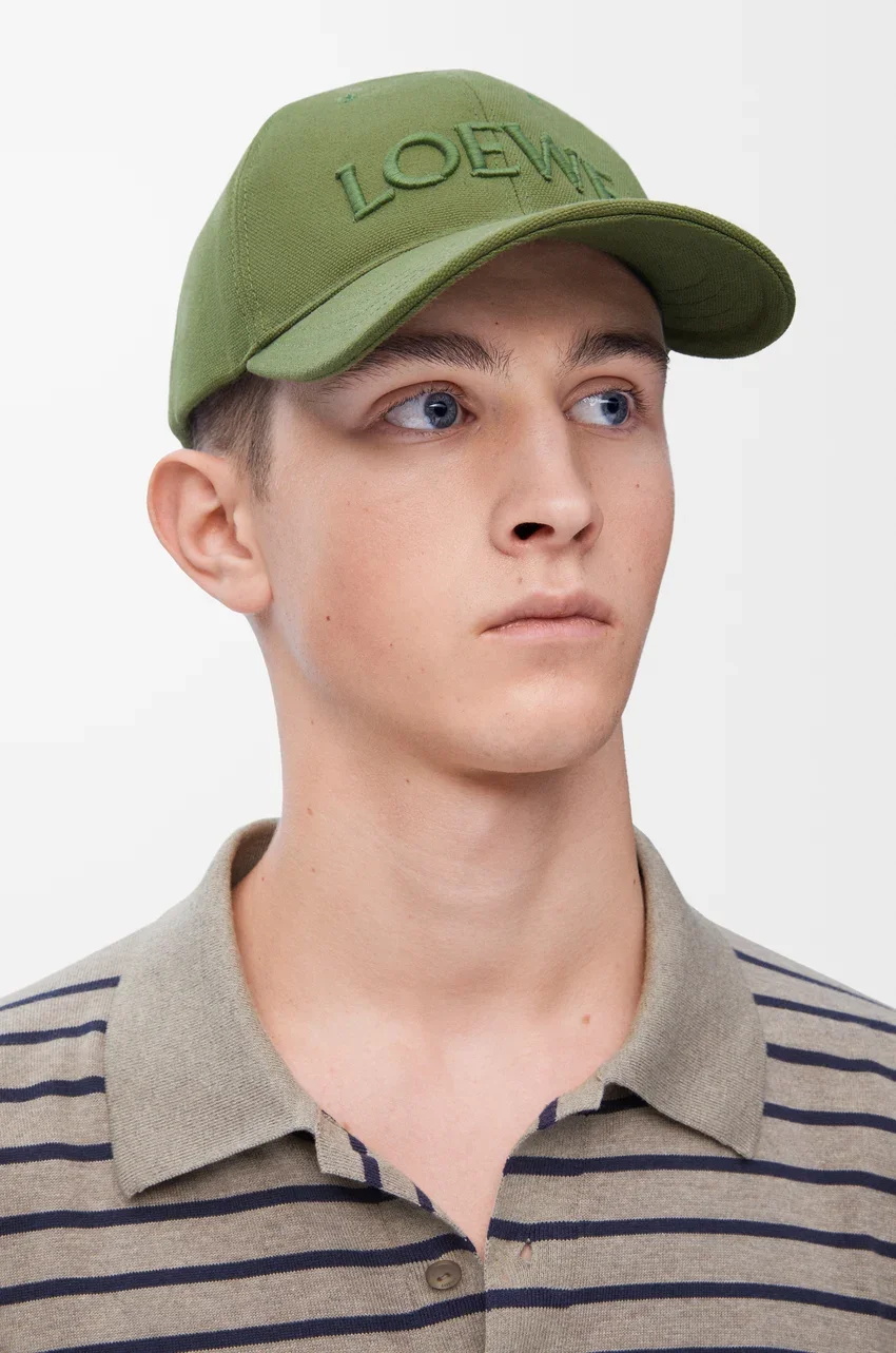 มวก Loewe Canvas สีเขียว