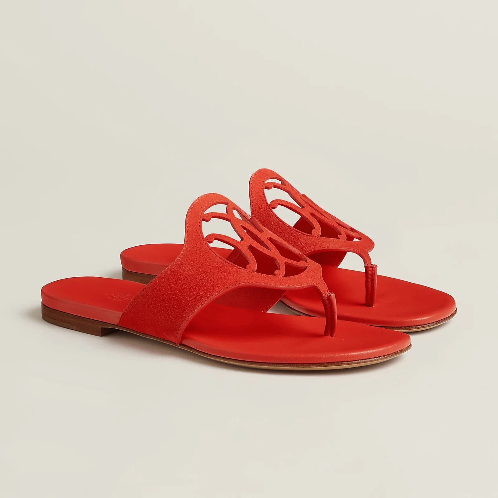 Hermes Mage sandal in premium leather for elegant casual look