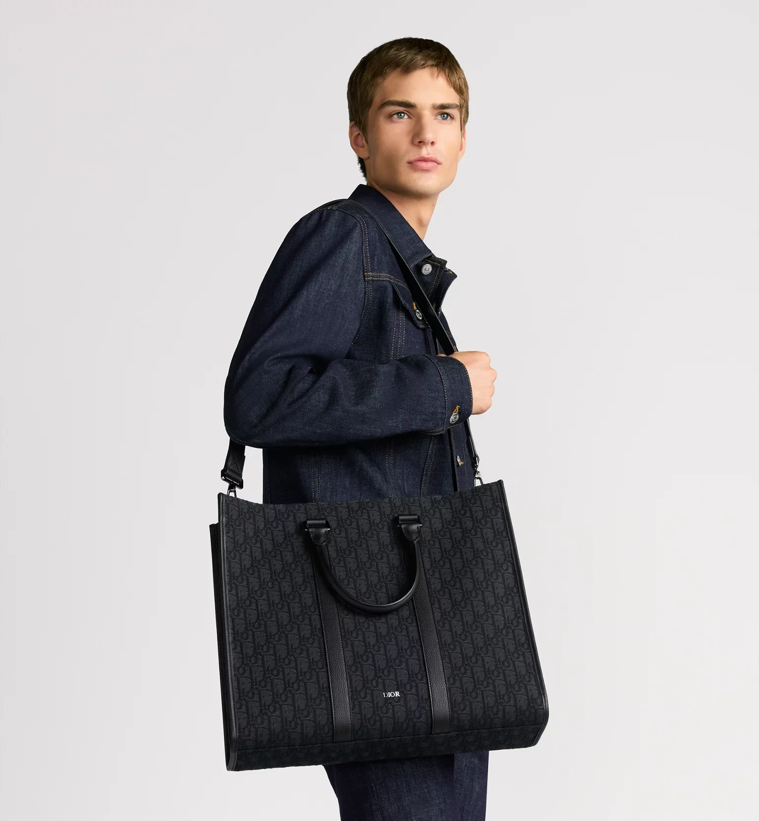 Designer Tote bags for men Dior East-West Tote.