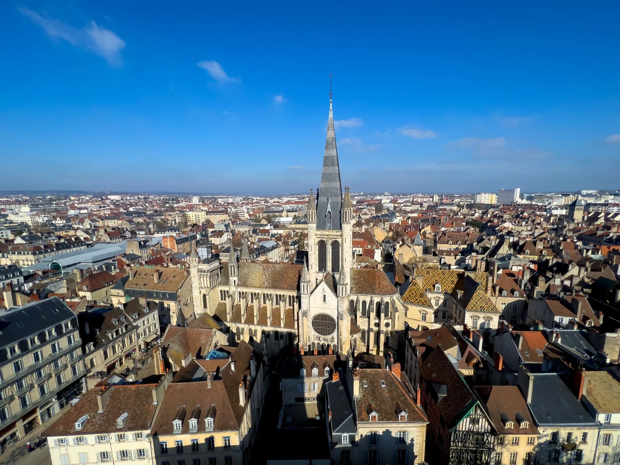 บรรยากาศความคลาสสิกของจัตุรัส Grand Place ในเมืองบรัสเซลส์