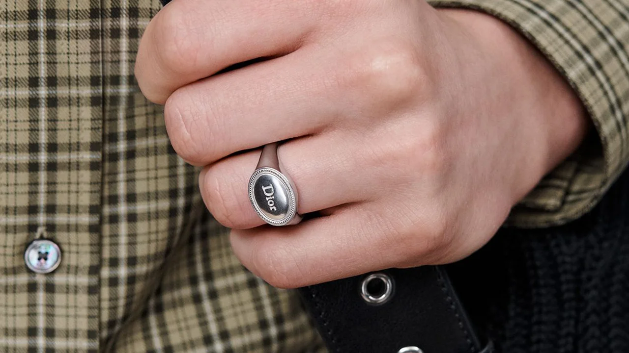 เครื่องประดับ Dior ผู้ชาย คอลเลกชันใหม่ สไตล์หรู