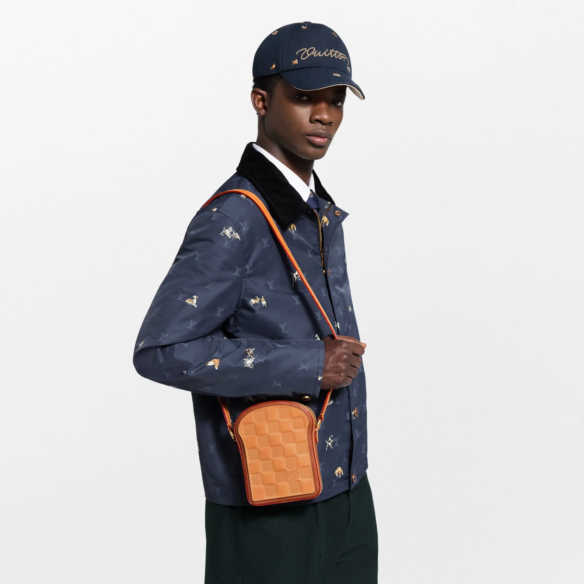 กระเป๋า Louis Vuitton Toast Wearable Wallet ดีไซน์ทรงขนมปังปิ้ง