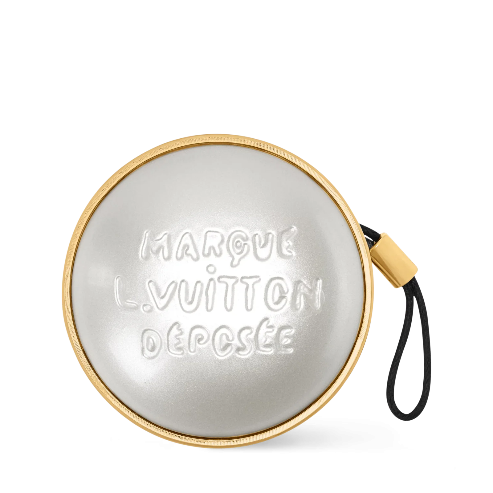 ดีเทลตัวล็อกสีทองบนเคสหนังของ Louis Vuitton Yo-Yo