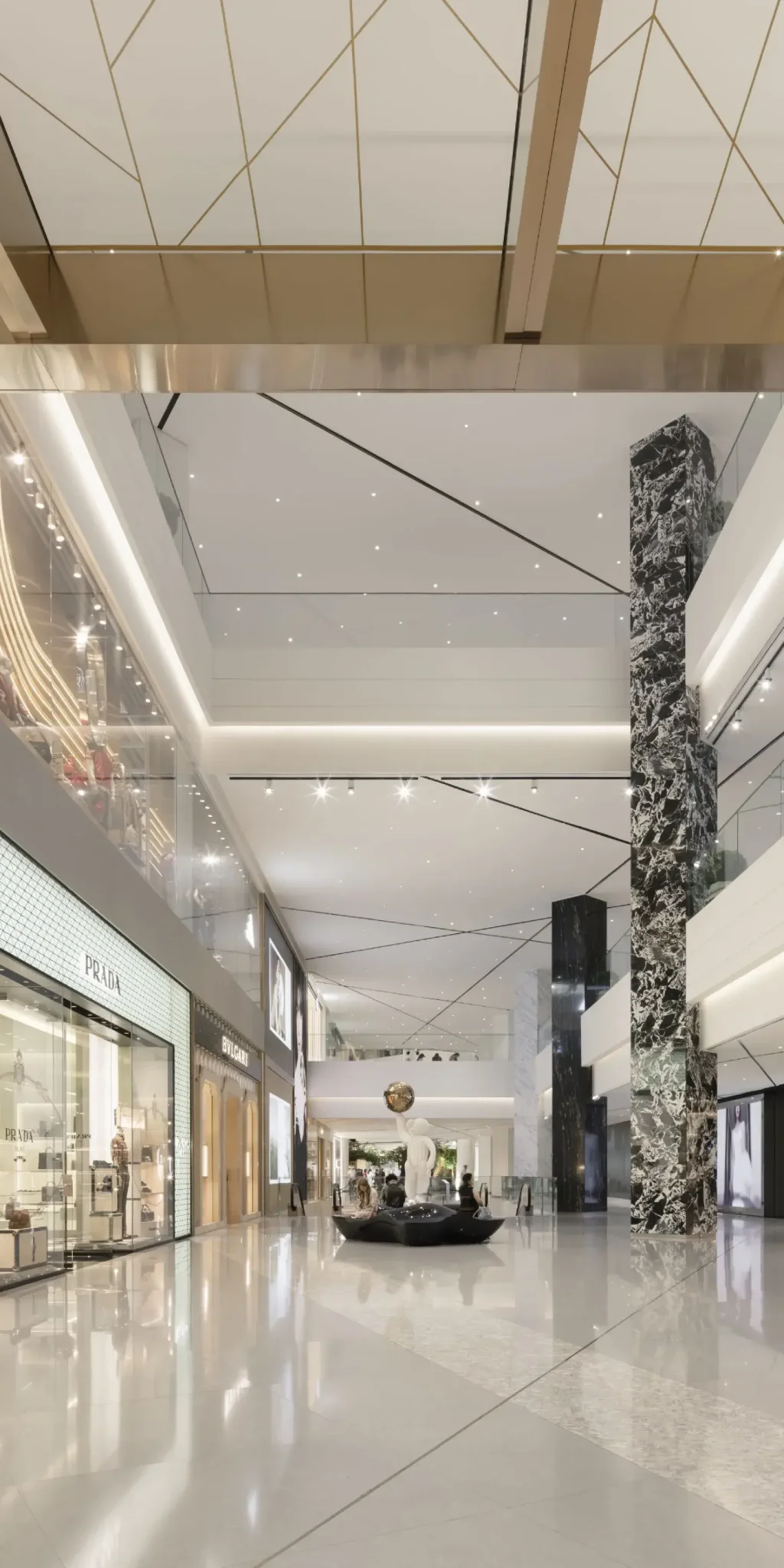 Directory map of luxury boutiques in major shopping malls across Bangkok for 2026