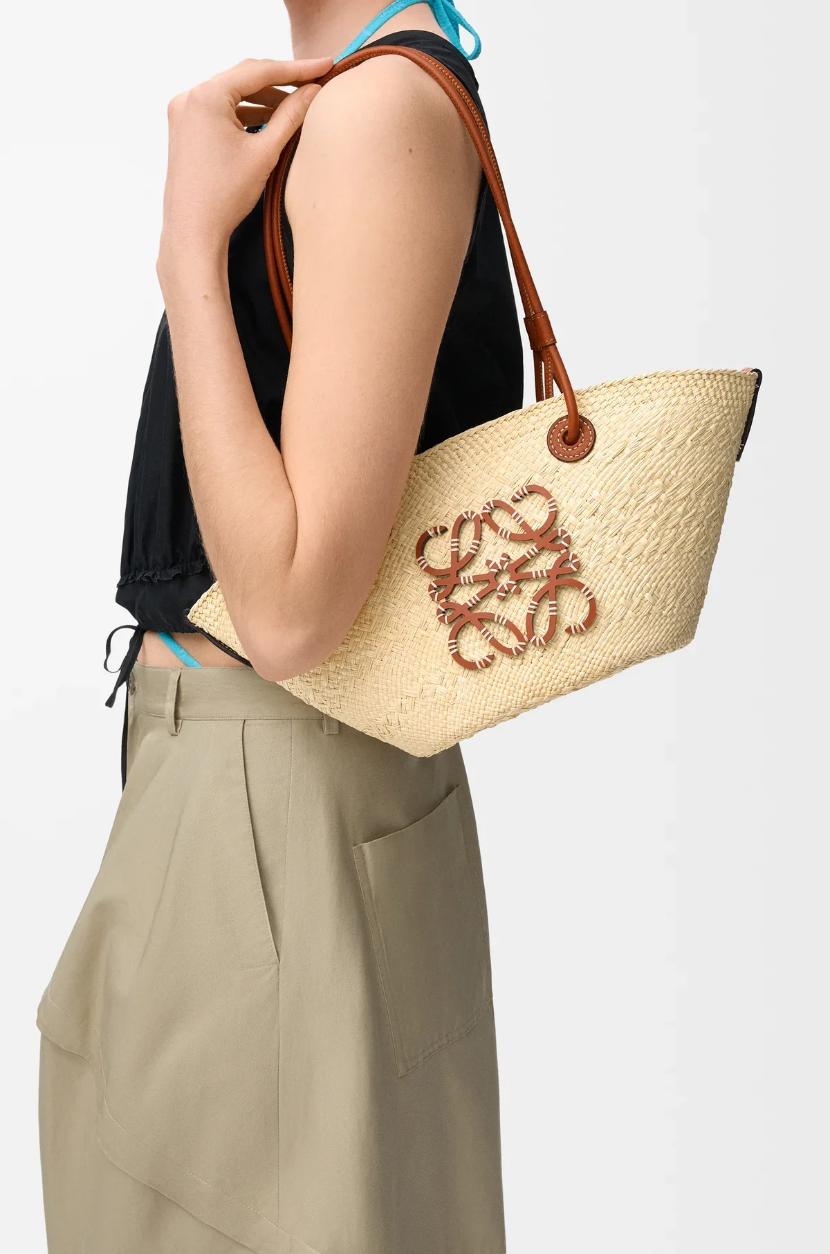 LOEWE luxury woven basket bag for summer looks