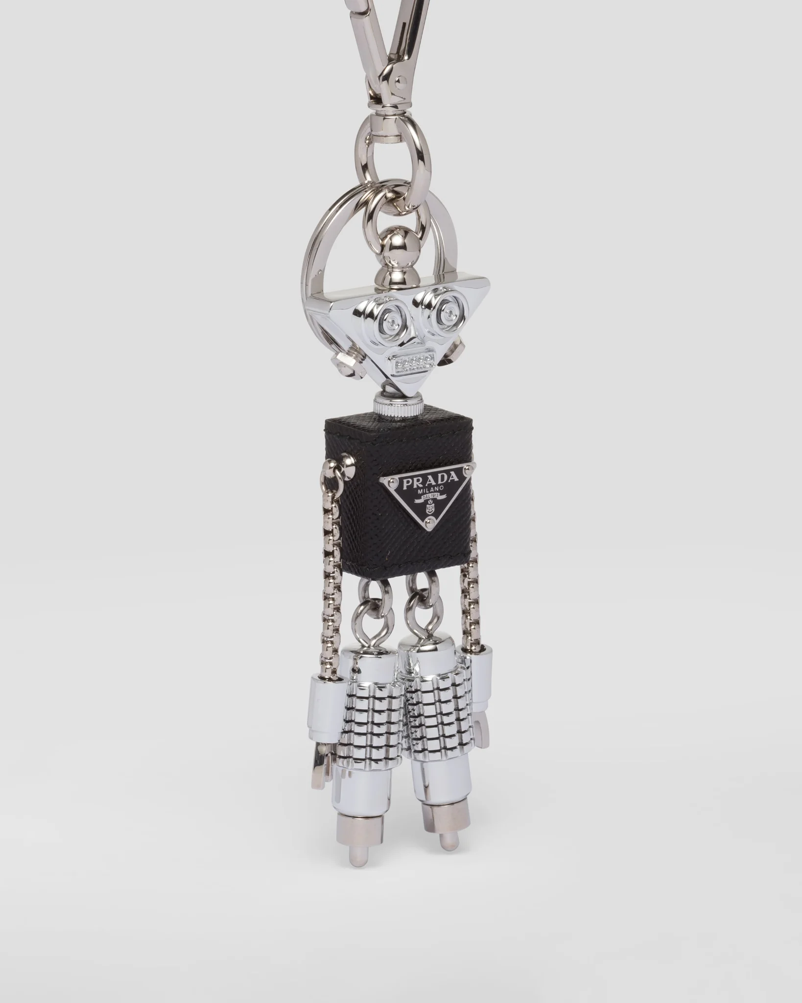 จี้ห้อยกระเป๋า Prada Saffiano Leather Robot ดีเทลปราณีต