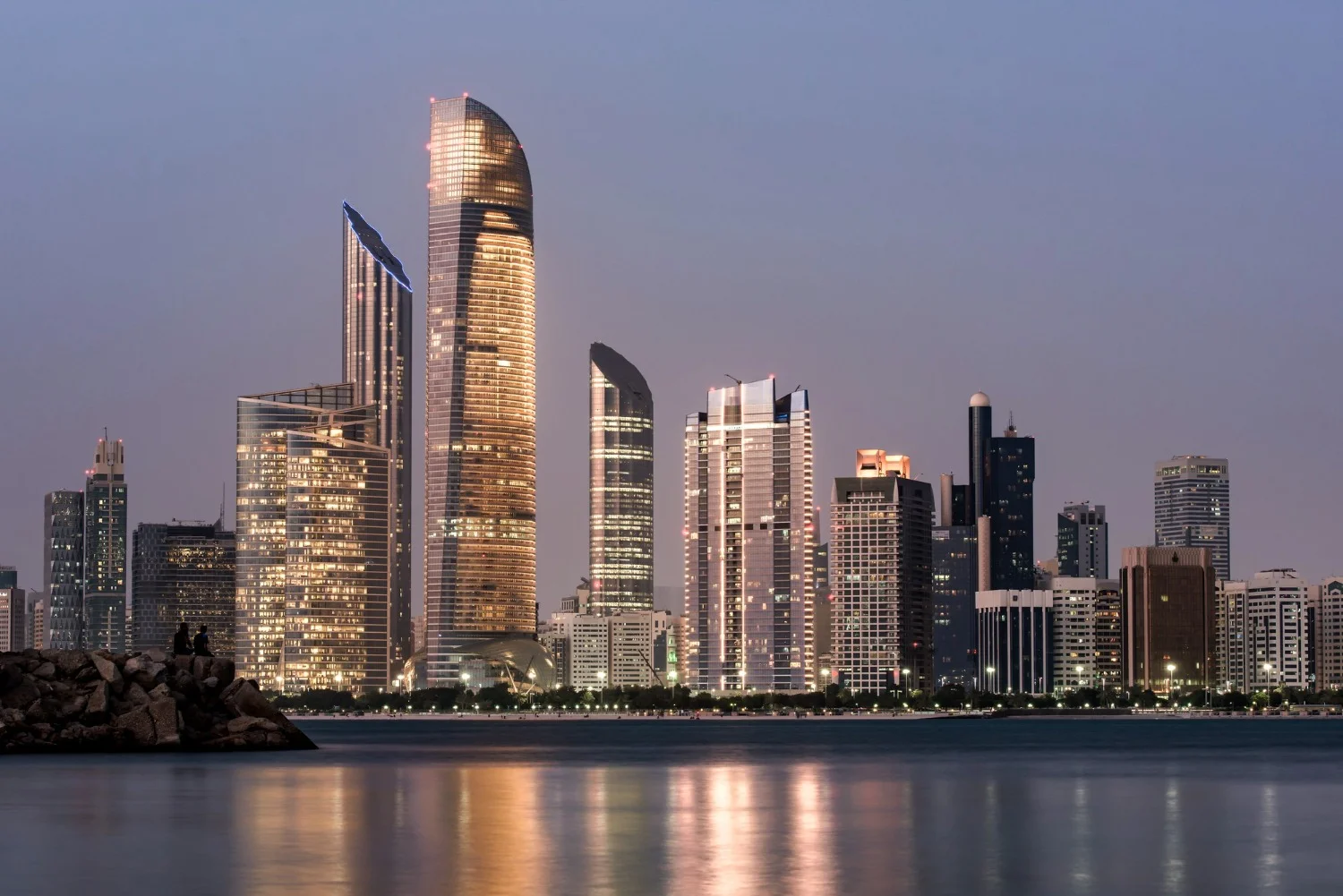 UAE Golden Visa benefits for high-net-worth individuals